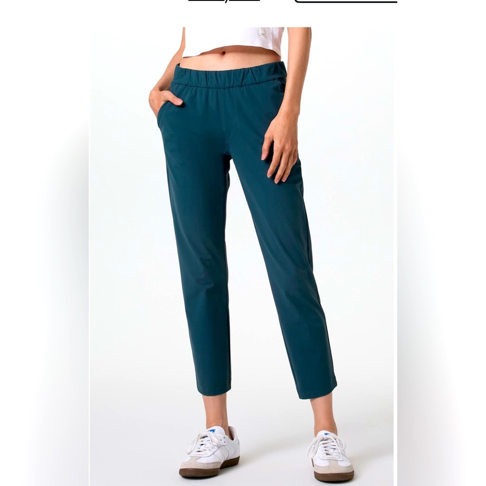 NWOT Vuori Miles Ankle Pant; XS; color: Moss